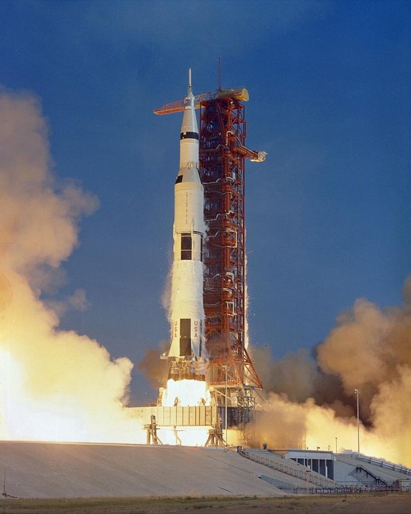 Click image for larger version

Name:	Hermes-Apollo_11-Saturn_V_001-819x1024.jpg
Views:	1
Size:	73.4 KB
ID:	9089592