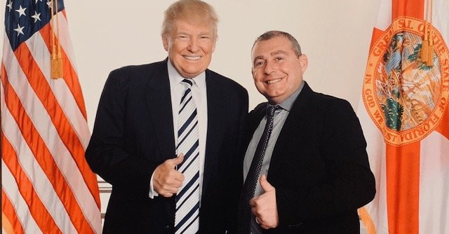 Click image for larger version

Name:	Donald-Trump-and-Lev-Parnas.jpg
Views:	125
Size:	67.2 KB
ID:	9387036