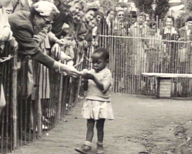 Click image for larger version

Name:	human-zoos-3.jpg
Views:	49
Size:	60.7 KB
ID:	9448446