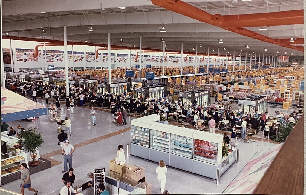 Click image for larger version

Name:	1024px-Knob_Hill_Farms_Cambridge.jpg
Views:	20
Size:	217.9 KB
ID:	9486592