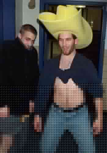 Click image for larger version

Name:	page-119-05.jpg
Views:	340
Size:	19.5 KB
ID:	8861380