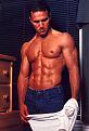 Click image for larger version

Name:	jeans116.jpg
Views:	204
Size:	127.5 KB
ID:	8905724