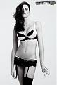 Click image for larger version

Name:	20081212-zoe-duchesne-lingerie-1.jpg
Views:	189
Size:	45.9 KB
ID:	9078812