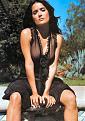 Click image for larger version

Name:	salma_hayek_09.jpg
Views:	170
Size:	37.0 KB
ID:	9079712