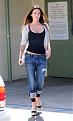 Click image for larger version

Name:	megan-fox-tank-feb-13.jpg
Views:	762
Size:	56.7 KB
ID:	9084020