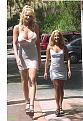 Click image for larger version

Name:	tallest woman 1.jpg
Views:	1299
Size:	24.1 KB
ID:	9124294